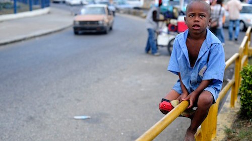 Children Live on the Streets in Santo Domingo