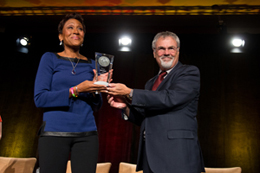 Robin Roberts Cronkite Award