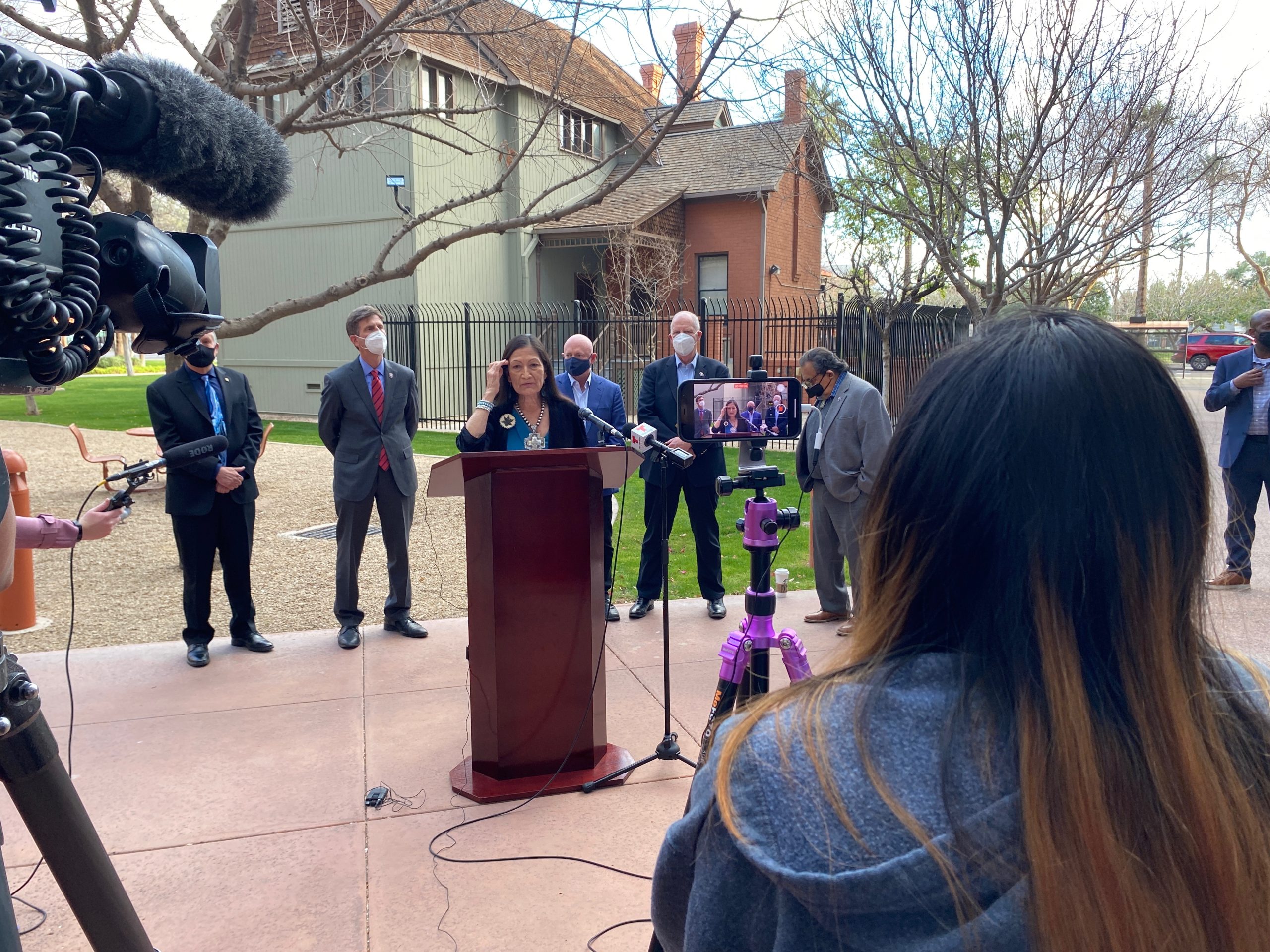 
		A Cronkite student covering a press conference for Indian Country Today		