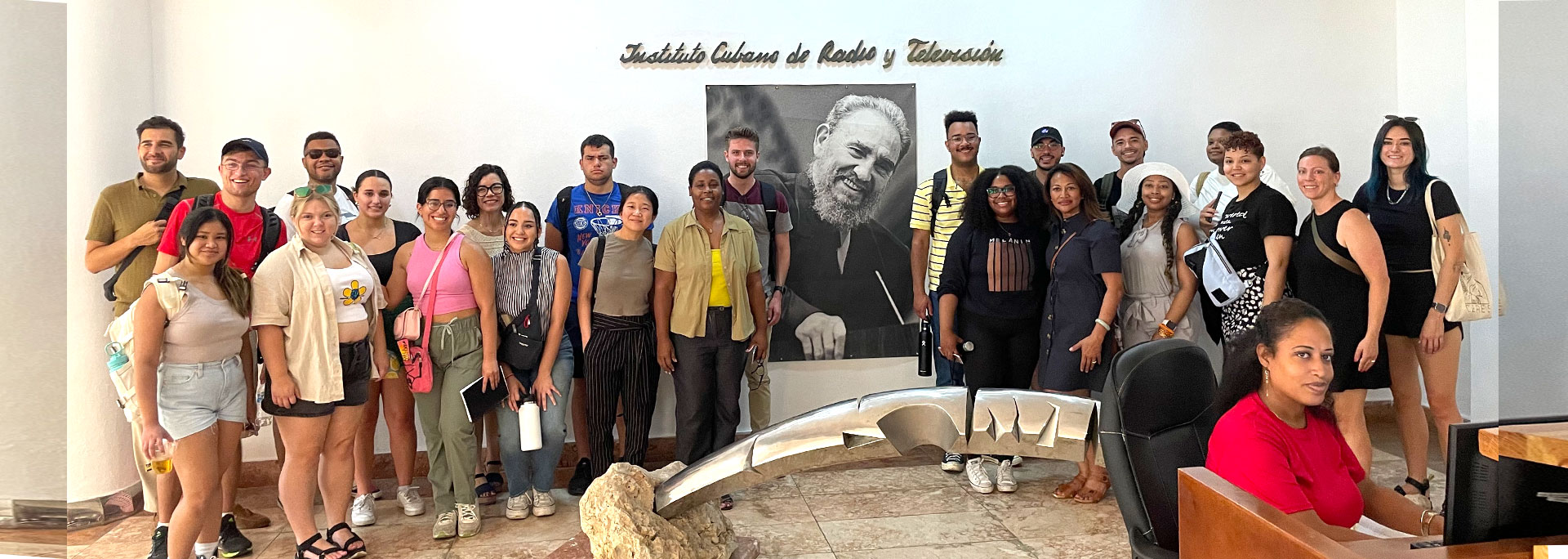 Visit to Radio Reloj, a news radio station in Havana.